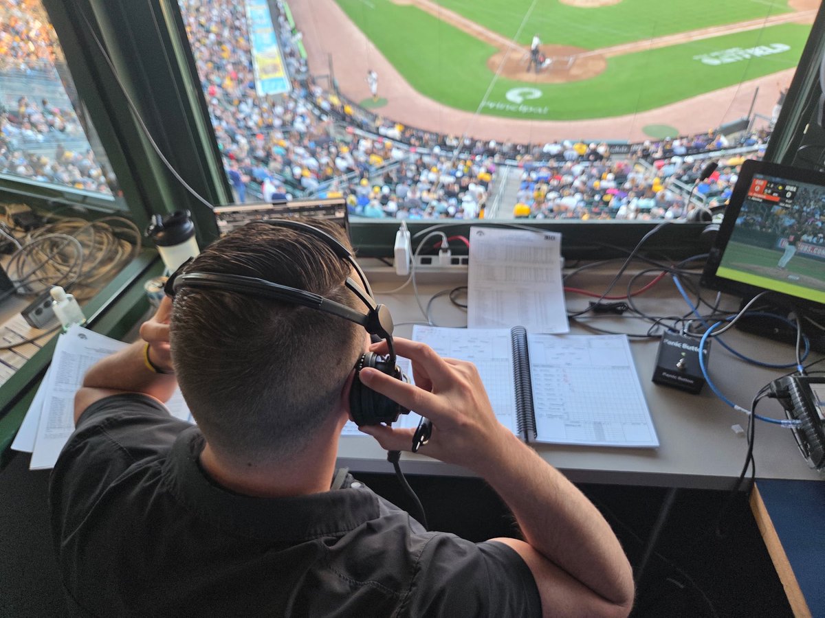 John Leo tweet media