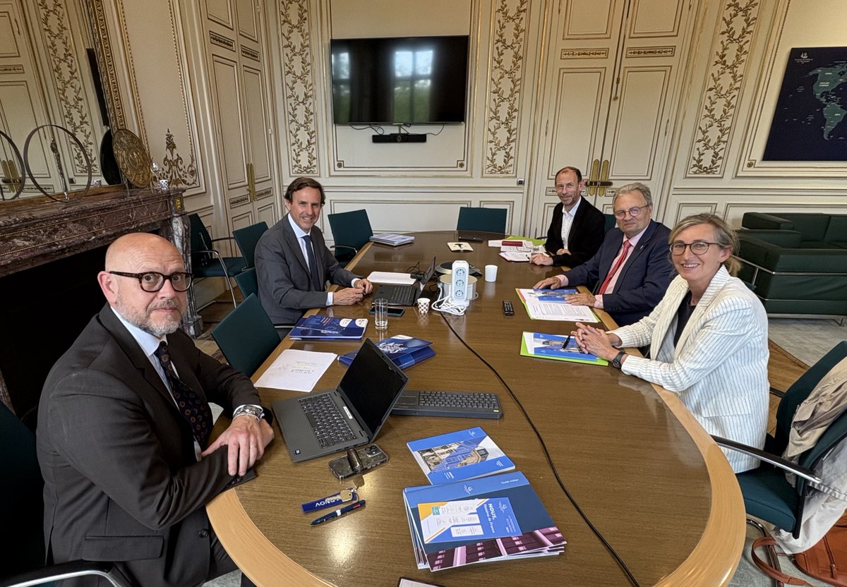 Échanges fructueux avec le Conseil supérieur du notariat <a href="/Notaires_CSN/">Notaires de France</a> sur les enjeux communs entre nos deux organisations : transmissions, donations, soutien aux tuteurs familiaux, mandat de protection future, en vue du prochain Congrès des notaires de France dédié à la famille