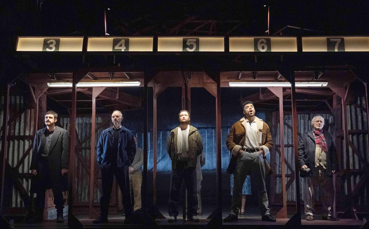 North West End UK 🦋 (@northwestend) on Twitter photo #REVIEW - <a href="/BlackstuffStage/">Boys from the Blackstuff</a> at <a href="/GrandTheatreLS1/">Leeds Grand Theatre</a> "just as relevant today as they were 43 years ago" northwestend.com/boys-from-the-… #REVIEW - <a href="/BlackstuffStage/">Boys from the Blackstuff</a> at <a href="/GrandTheatreLS1/">Leeds Grand Theatre</a> "just as relevant today as they were 43 years ago" northwestend.com/boys-from-the-…