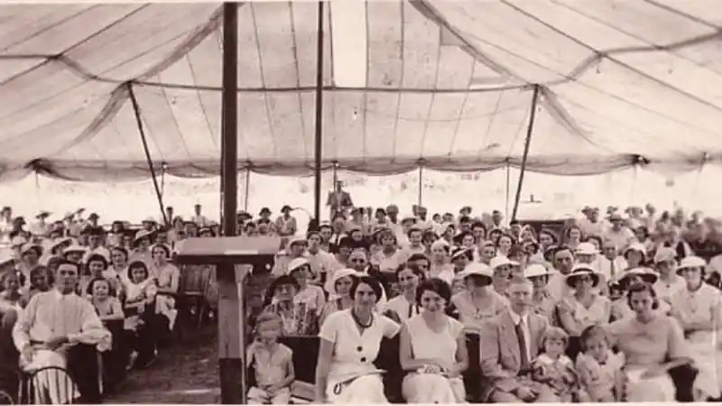 Flashy Conferences or Old-Time Revivals?

Reformed folks love their conferences. We book speakers, charge admission, and hype them for months. The speakers preach on set topics—no problem there—except we charge people to attend.

Yet those same Reformed folks scoff at old-time