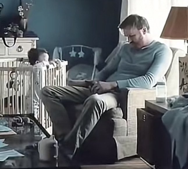 me when im babysitting but i gotta scroll Instagram reels for 8 hours