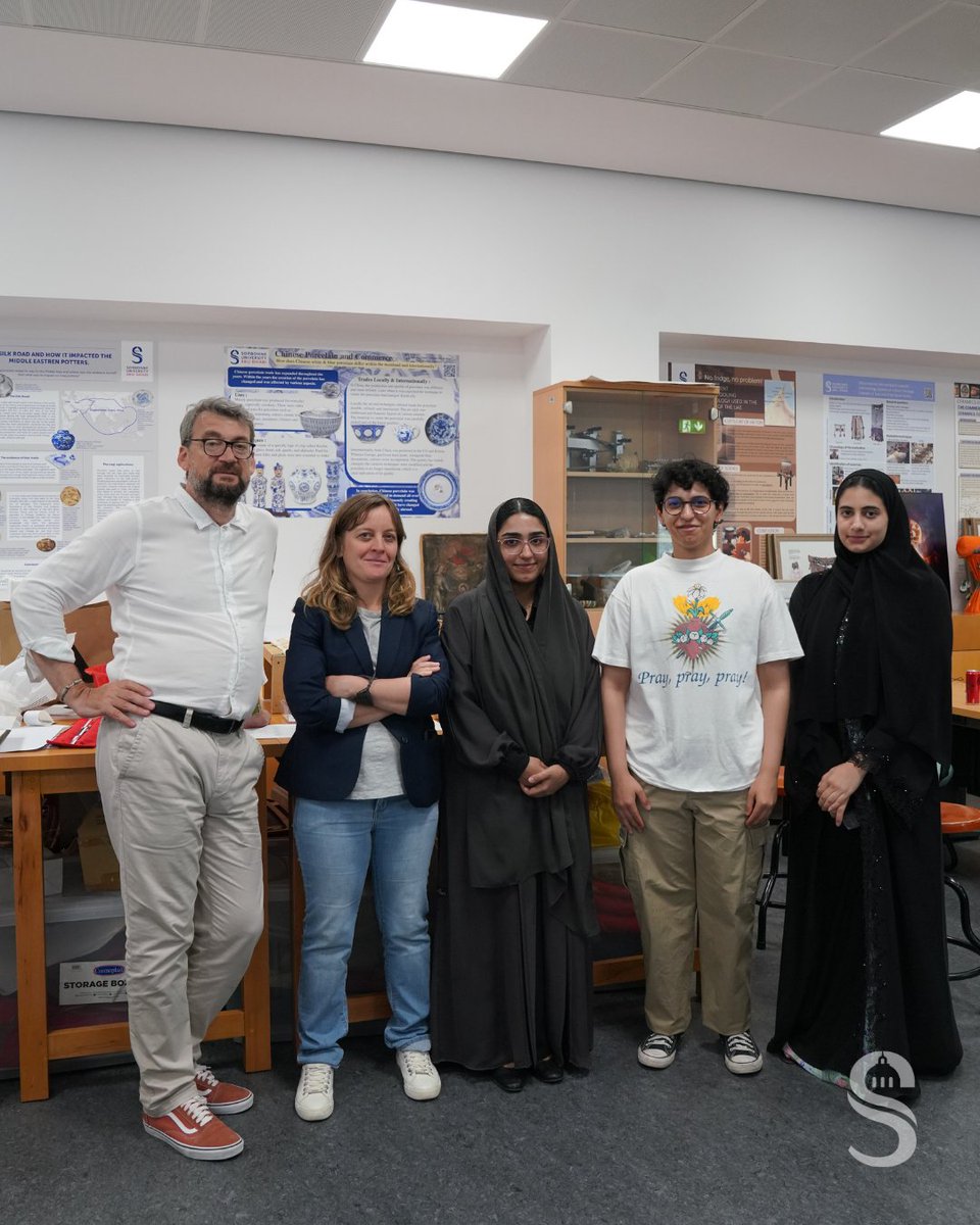 SorbonneAD's tweet photo. Exciting work in the archaeology lab at #SUAD!

Master's students in Archaeology and Cultural Heritage—Afra Alshuweihi, Shammsa Alblooshi, and Suhaila Almansoori—actively explored ancient basketry objects dating from the 5th/6th century AD, unearthed on Siniya Island in Umm Al Quwain by the team led by Michele Degli Esposti.

Under the expert guidance of archaeobotanist Celine Kerfant and with the support of Dr. Christophe Moulherat, an associate professor, the students carefully examined and analyzed these remarkable artifacts. Their hands-on efforts truly bring history to life.

#SorbonneAD #ChooseSUAD #ChooseExcellence #Art #Lab #Archaeology #Cultural

Des nouvelles passionnantes du laboratoire d'archéologie de #SUAD!

Nos étudiantes en master Afra Alshuweihi, Shammsa Alblooshi, et Suhaila Almansoori ont exploré activement des objets de vannerie ancienne datant du Vème et du VIème siècle ap. J-C, découverts sur l’île de Siniya à Oumm al-Qaïwaïn par l'équipe dirigée par Michele Degli Espoti.

Sous les précieux conseils de l’archéobotaniste Celine Kerfant et le soutien de Dr. Christophe Moulherat, Professeur associé, nos étudiantes ont minutieusement examiné et analysé ces remarquables artéfacts. Leur travail pratique donne vie à l’histoire!