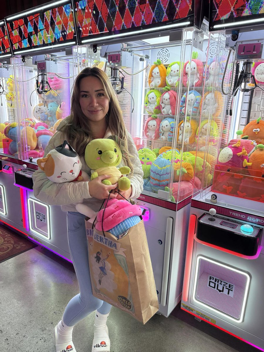 Forever love arcades 🥹🤍