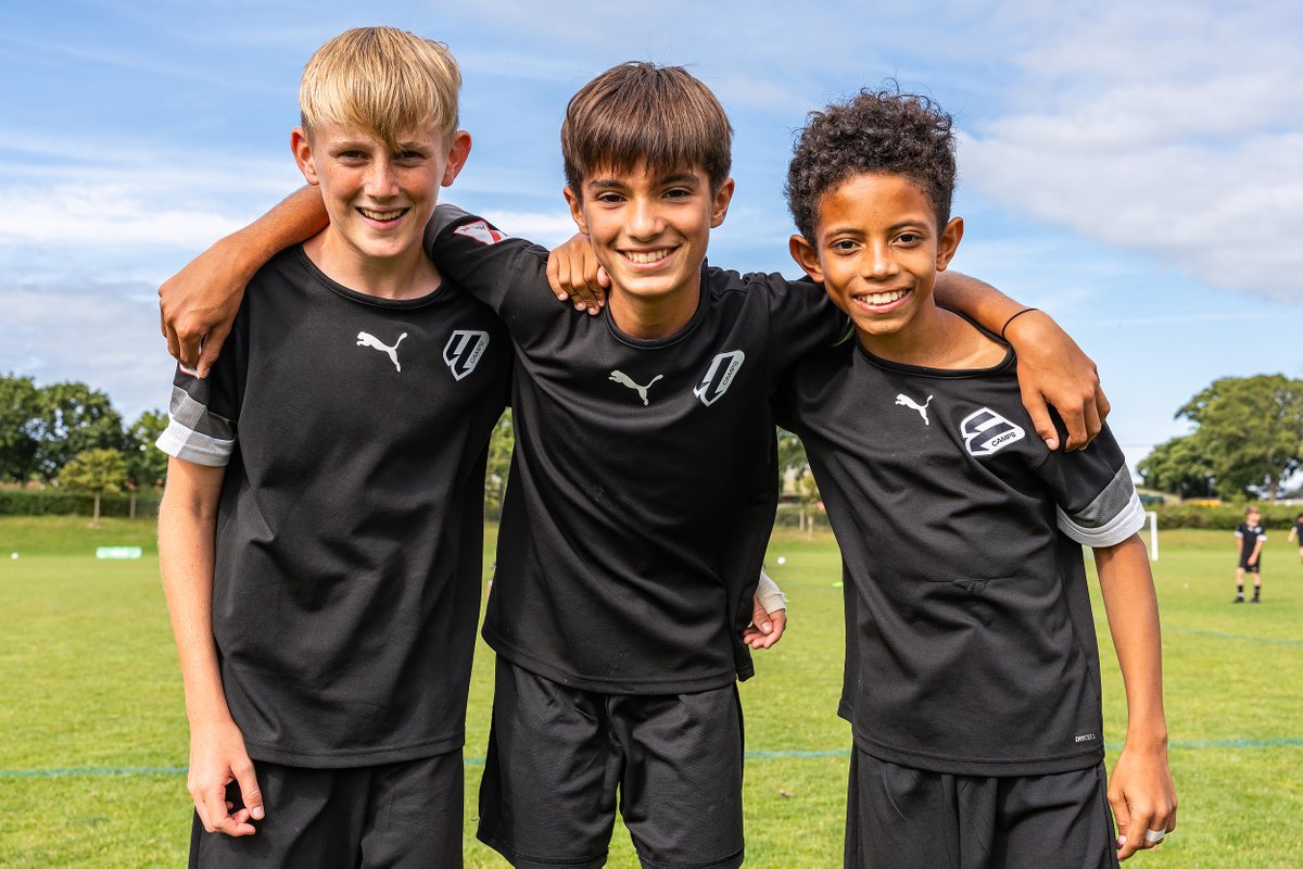 LALIGA Camps UK returns for its fourth edition this summer, running from 30 June-1 August 2025 at Bede’s Senior School, Upper Dicker, for players aged 11-17.

Find out more: laligafootballcampsuk.com/scholar