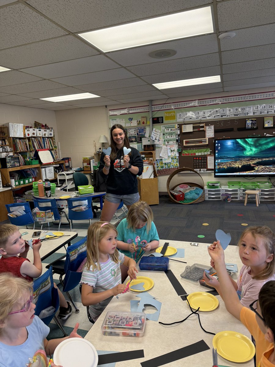 Mike Hayes tweet media