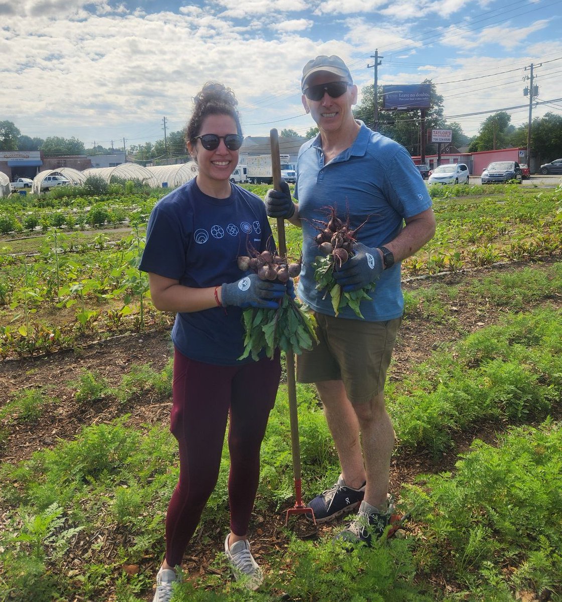 TSYS_TSS's tweet image. Cleaning. Gardening. Painting. Even small things can make a big difference. During our recent Worldwide Day of Service, team members around the world volunteered in a variety of tasks to bring a positive change for their communities and everyone who lives there.