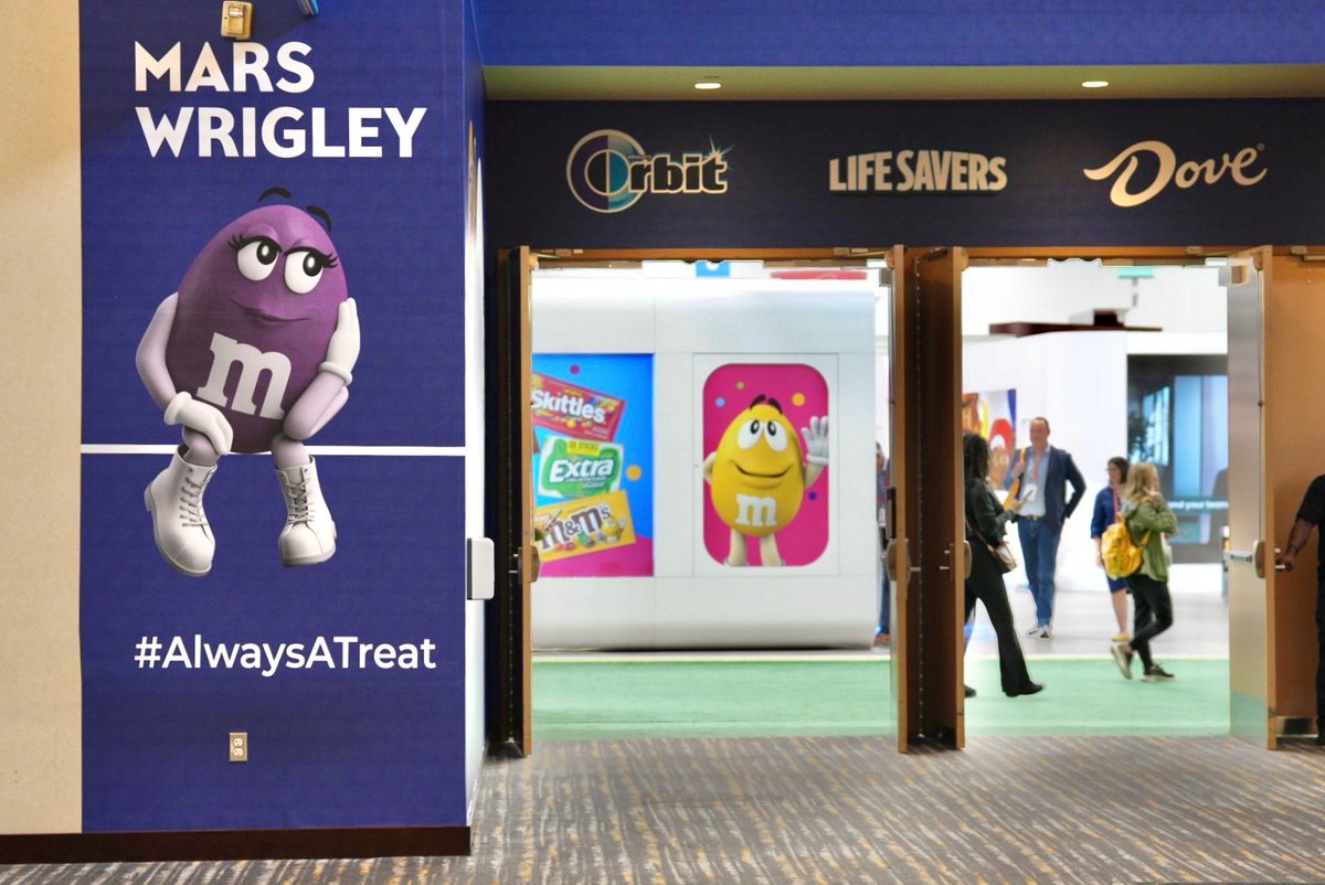SWEETSandSNACKS's tweet image. At Sweets & Snacks Expo, Always A Treat is taking center stage — and exhibitors are highlighting their commitment to this important initiative.
Read now: candyusa.com/cst/always-a-t…
#SweetsAndSnacks #AlwaysATreat