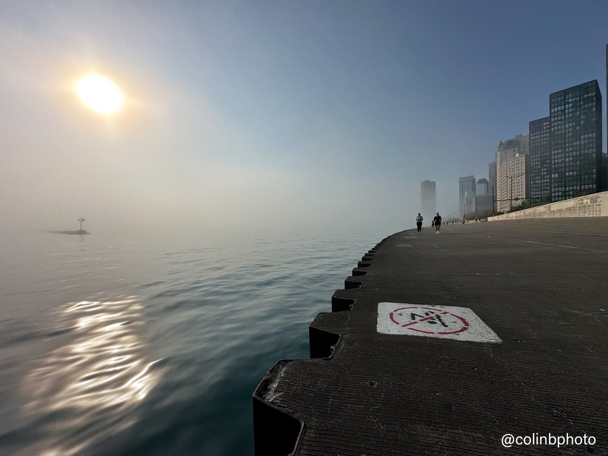 Chicago in the fog: it truly is a pretty city!