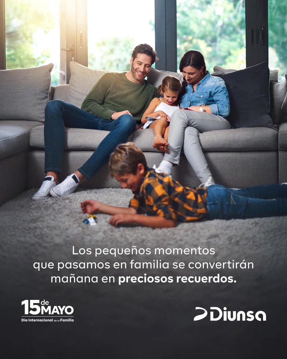 Hoy celebramos lo más valioso que tenemos: ¡la familia! 👨‍👩‍👧‍👦💖

Esa que nos llena de amor, risas y recuerdos que llevamos en el corazón. 🎞️✨

¡Feliz Día Internacional de la Familia!