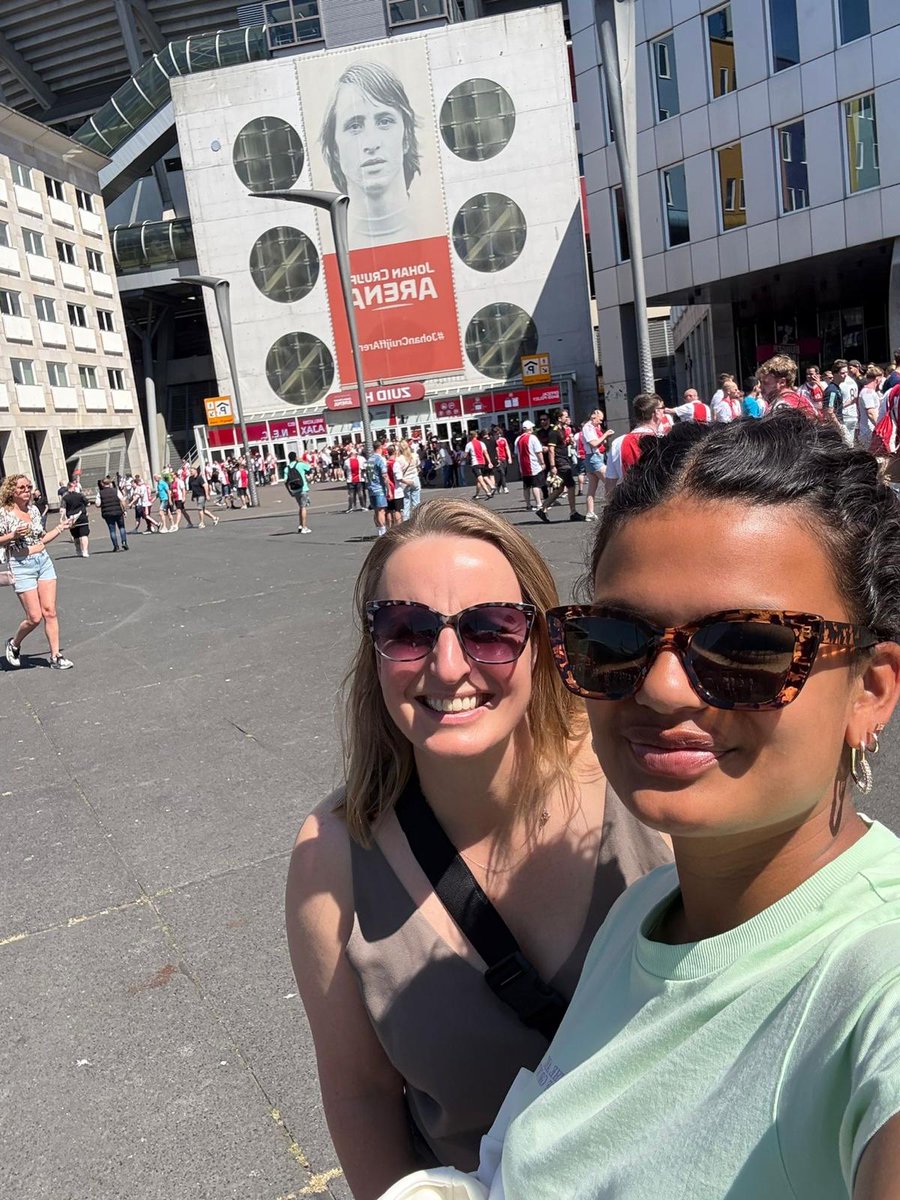 xilovedannyw's tweet photo. @AjaxFancare #ajaxdebuut #ajax #ajaxNEC #JohanCruijffArenA #amsterdam Cheyenne haar Ajaxdebuut!! https://t.co/n8CAQzXod1