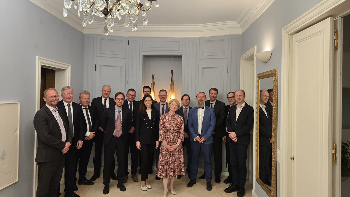 Representatives from the NB8 region in the Economic policy committee are currently participating in work on the 2025 <a href="/OECD/">OECD ➡️ Better Policies for Better Lives</a> Economic Outlook. This week <a href="/UOrradottir/">Unnur Orradottir</a> perm. rep of 🇮🇸hosted disc. led by DG Olafsson from Ministry of Finance in Iceland on the outlook in the  region.
