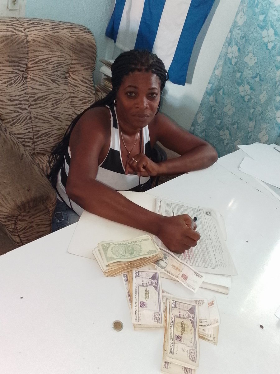 mveptstgo's tweet image. En el día de hoy, el colectivo de trabajadores de Camiones Stgo, cumple con el ago del año, del aporte a la patria, así como, el pago de la finanzas de la cuota sindical y se compromete antes del 26/7 El pago de año completo para conmemorar dicha fecha.