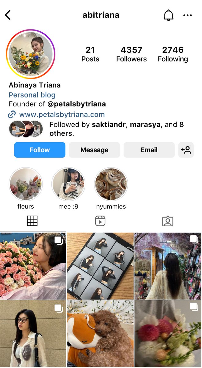 scribbledstring's tweet image. yeji-hyunjin (as twins), shinyu, and mai as siblings akur few tweets au👯‍♀️🧃🧸🎣🫧🔛🔝