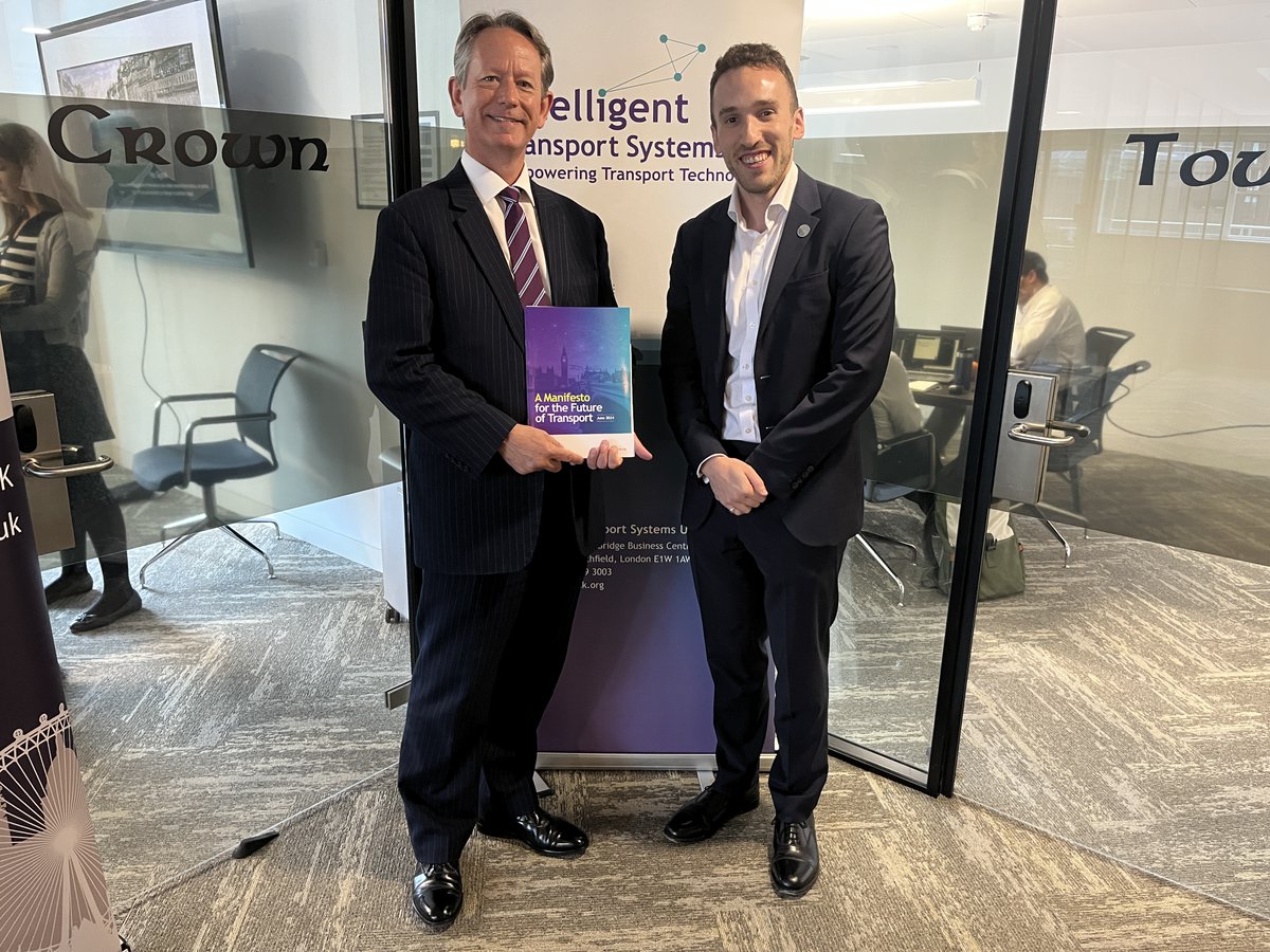 A real pleasure to welcome Shadow Transport Secretary @garethbaconmp to the #ITSUK offices today for an <a href="/EntForumUK/">The Enterprise Forum</a> meeting.

Great to hear the Shadow Transport Secretary set out his priorities, and to share our #ITSManifesto with him.