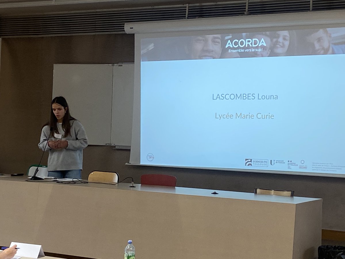 Internats d'excellence de l'académie de Toulouse (@iexactlse) on Twitter photo Un très beau projet piloté par <a href="/sciencespo/">Sciences Po</a> Toulouse où des jeunes boursiers ou en situations de handicap du 65 ont pu participer à « mon projet dans le sup ».
👉se présenter en 3’
🙏 <a href="/Univ_Toulouse/">Université de Toulouse</a> et Sophie Dardenne pour l’organisation
<a href="/BenmiloudKarim/">Karim BENMILOUD</a> <a href="/actoulouse/">Académie de Toulouse</a> <a href="/DSDEN65/">IA-DASEN 65</a> Un très beau projet piloté par <a href="/sciencespo/">Sciences Po</a> Toulouse où des jeunes boursiers ou en situations de handicap du 65 ont pu participer à « mon projet dans le sup ».
👉se présenter en 3’
🙏 <a href="/Univ_Toulouse/">Université de Toulouse</a> et Sophie Dardenne pour l’organisation
<a href="/BenmiloudKarim/">Karim BENMILOUD</a> <a href="/actoulouse/">Académie de Toulouse</a> <a href="/DSDEN65/">IA-DASEN 65</a>