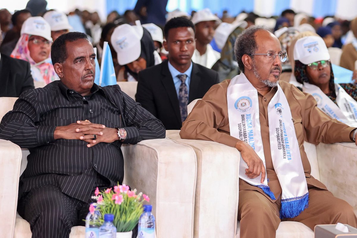 HassanSMohamud's tweet image. I participated in the Somali Youth Day commemoration in Mogadishu today. Thirteen patriots, under colonial rule and without today’s opportunities, led Somalia to independence and statehood. Today’s youth must shape our democracy and lead the fight against international terrorism.