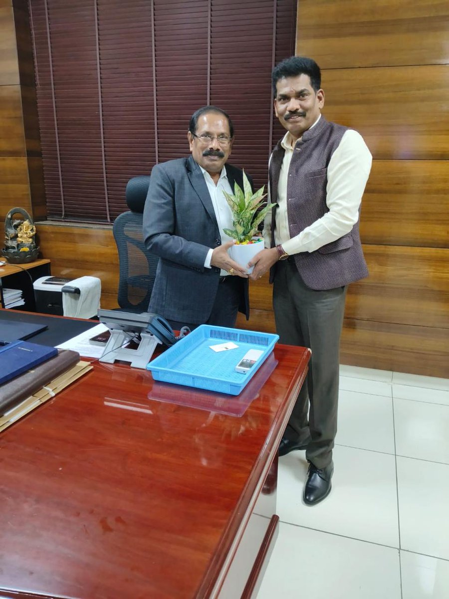 Paid a courtesy call on Shri K. Vijayanand, IAS, Chief Secretary, Govt. of AP in Vijayawada; discussed legal and safe emigration, seeking his support to curb illegal recruitment through police action. He agreed wholeheartedly.