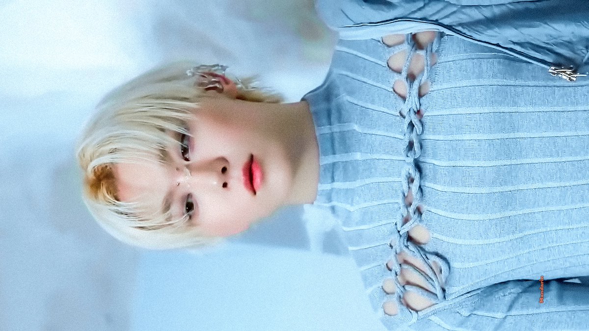 gyul_gif's tweet photo. 🪽💫✨🤍🌙 https://t.co/mjWSZRHN0F