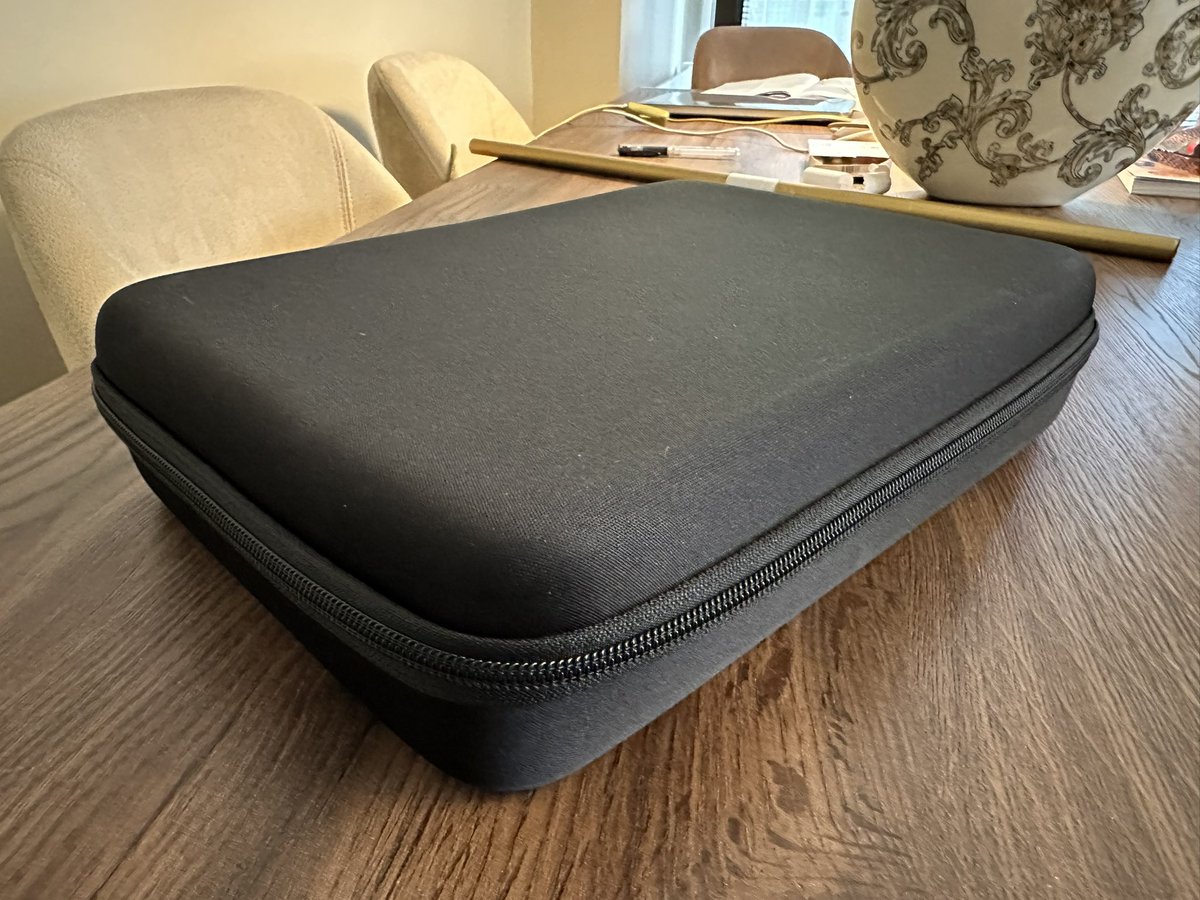 Grupta son günlerde sessizlik hakim, hayat devam ediyor ve hazırlıkçılar hiç olmadığı kadar hazır olmalı 🇹🇷🇹🇷

Pil saklamada kendini aşmış bir çanta, farklı modelleri de mevcut. f/p çok uygun, kapasite yüksek.Darbeye dayanıklı çanta!

amzn.eu/d/3zcCKL4