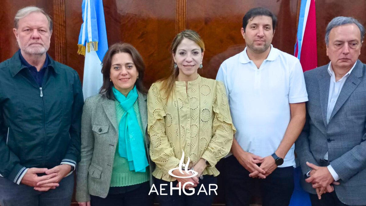 AEHGAR se reunió con la presidente de la EPE, Anahí Rodríguez.
Se debatieron problemáticas que afectan al sector hotelero gastronómico y posibles vías de solución para estas.
Agradecemos a la Dra. Rodríguez por su predisposición para encontrar medidas de alivio para el sector.
