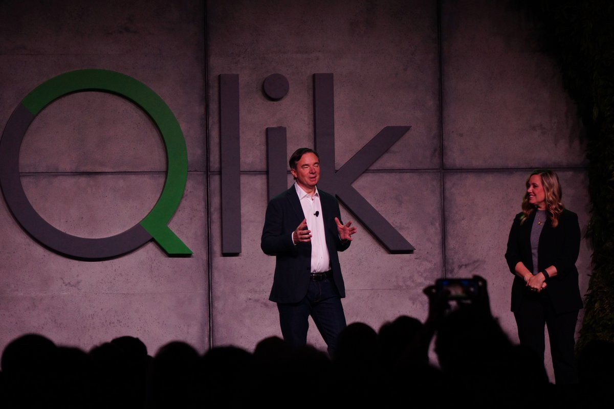 Wrapped up #qlikconnect keynotes with some words from <a href="/MikeCapone/">Michael Capone</a>!