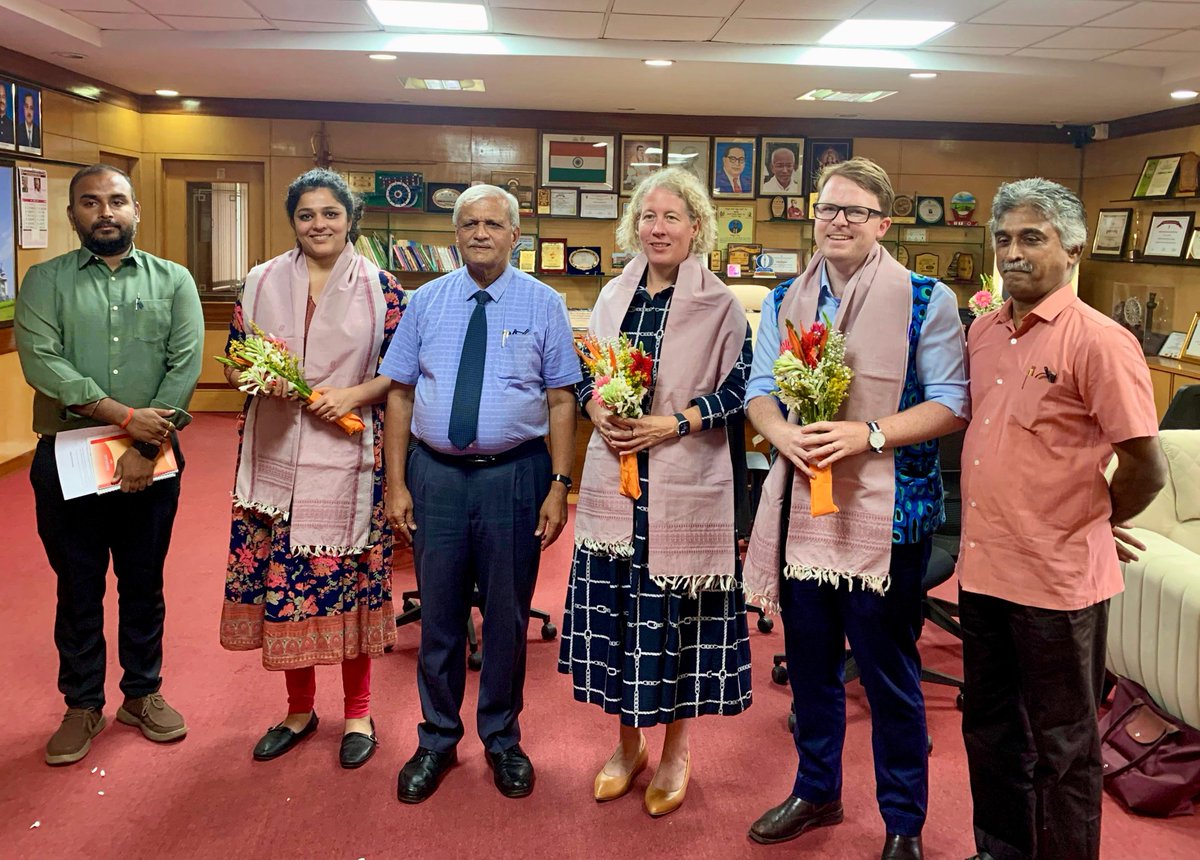 Aus Consulate Bengaluru (@auscgbengaluru) on Twitter photo We were impressed by the #education, #tech and industry credentials of #Hubbali-#Dharwad, meeting with <a href="/KLETechbvb/">KLE Tech - BVB</a>, <a href="/dharwad_iiit/">IIIT Dharwad</a>, <a href="/iitdhrwd/">IIT Dharwad</a> & <a href="/UASDharwad_05/">University of Agricultural Sciences, Dharwad</a> - and a dinner with local businesses in partnership with <a href="/FollowCII/">Confederation of Indian Industry</a>. We were impressed by the #education, #tech and industry credentials of #Hubbali-#Dharwad, meeting with <a href="/KLETechbvb/">KLE Tech - BVB</a>, <a href="/dharwad_iiit/">IIIT Dharwad</a>, <a href="/iitdhrwd/">IIT Dharwad</a> & <a href="/UASDharwad_05/">University of Agricultural Sciences, Dharwad</a> - and a dinner with local businesses in partnership with <a href="/FollowCII/">Confederation of Indian Industry</a>.