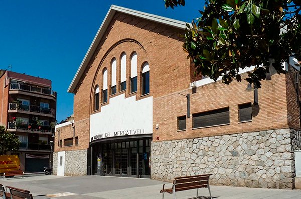 teresabertran12's tweet photo. Teatre de  Ripollet https://t.co/shO2qMCzWd