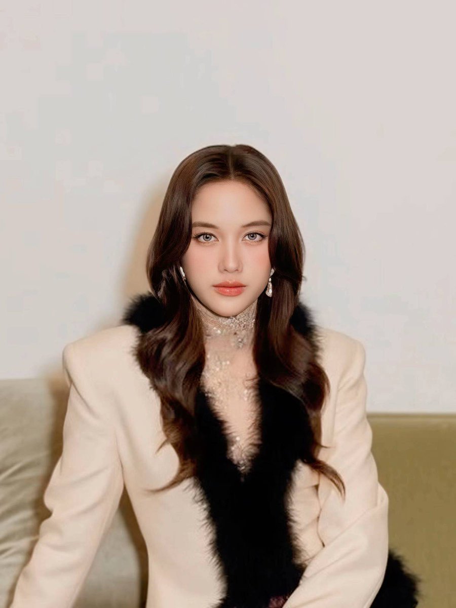 therealAHJUMMA's tweet image. Miss Perfect. 🔥🪻

#srchafreen‌