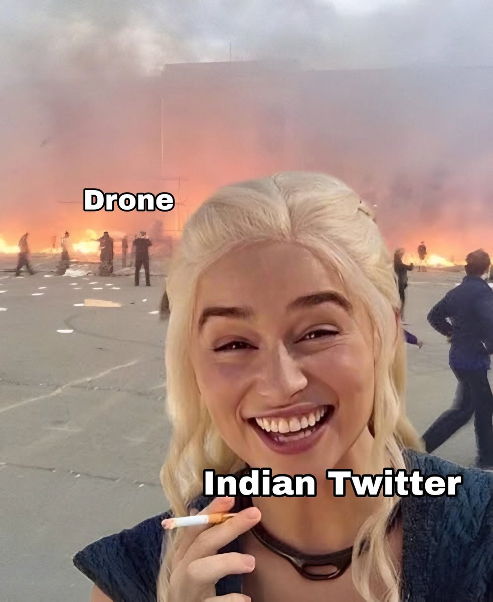 नुस्त ड्रोन्स, ड्रोन्स आणि ड्रोन्स