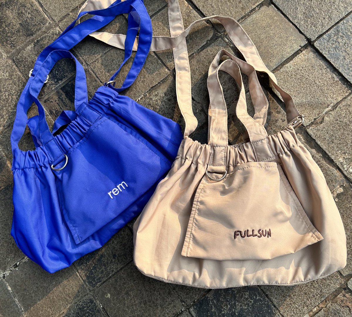 onetwone_id's tweet photo. • GIVEAWAY •
FOR HAECHAN SOLO IS COMING 🐻
 
Gift : Fullsun Bag

 🐻 retweet + like post ini
 🐻 reply "HOLO IS COMING
#HAECHANSOLO2025"
  
end sabtu!