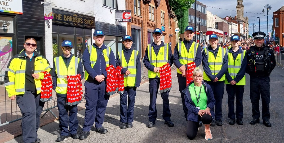 Lancs Police Cadets (@lancpolcadets) on Twitter photo Thank you to Preston & SR Cadets who helped with Chorley 10k on Sunday. Cadets helped with marshalling, giving out water, medals and Chorley cakes to the competitors.
A big well done to Coordinator Louise too, who completed the run in 58 mins!
@chorleycouncil <a href="/LancsSpecials/">LancsSpecials</a> Thank you to Preston & SR Cadets who helped with Chorley 10k on Sunday. Cadets helped with marshalling, giving out water, medals and Chorley cakes to the competitors.
A big well done to Coordinator Louise too, who completed the run in 58 mins!
@chorleycouncil <a href="/LancsSpecials/">LancsSpecials</a>
