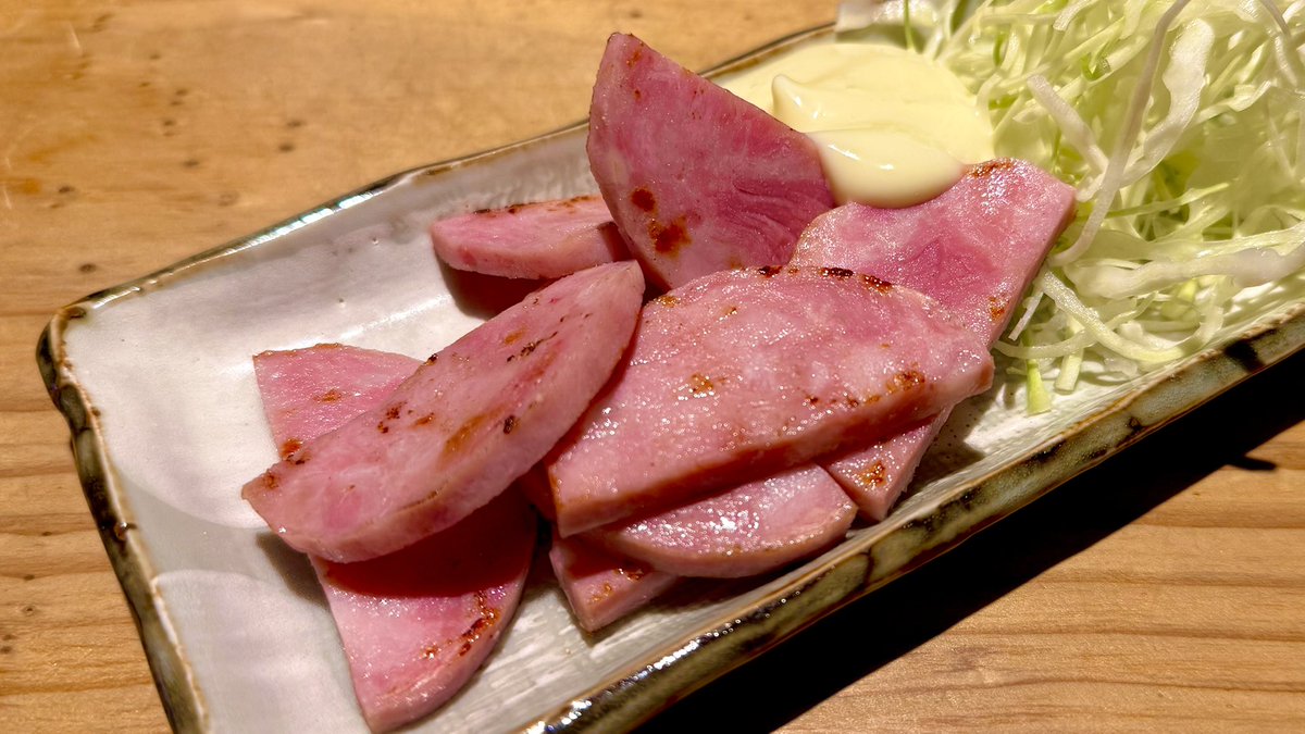 travelskillkojo's tweet photo. 【明日YouTube更新します！】
こんばんは！一昨日韓国から帰って来て、編集作業に追われまくっているトラスキです！頑張って..仕上げます😭笑
さて明日は東海地方編！明日5月9日(金)19時頃より「岐阜飯」を公開します😊
ずっと行きたかった大垣サウナにも行って来たので、ぜひ見て頂けると嬉しいです😎 https://t.co/bpHmIKYFWC