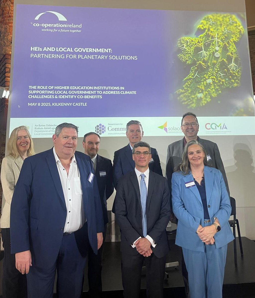 Members of the All-Island Local Authority Forum welcoming local and international speakers  to Kilkenny Castle