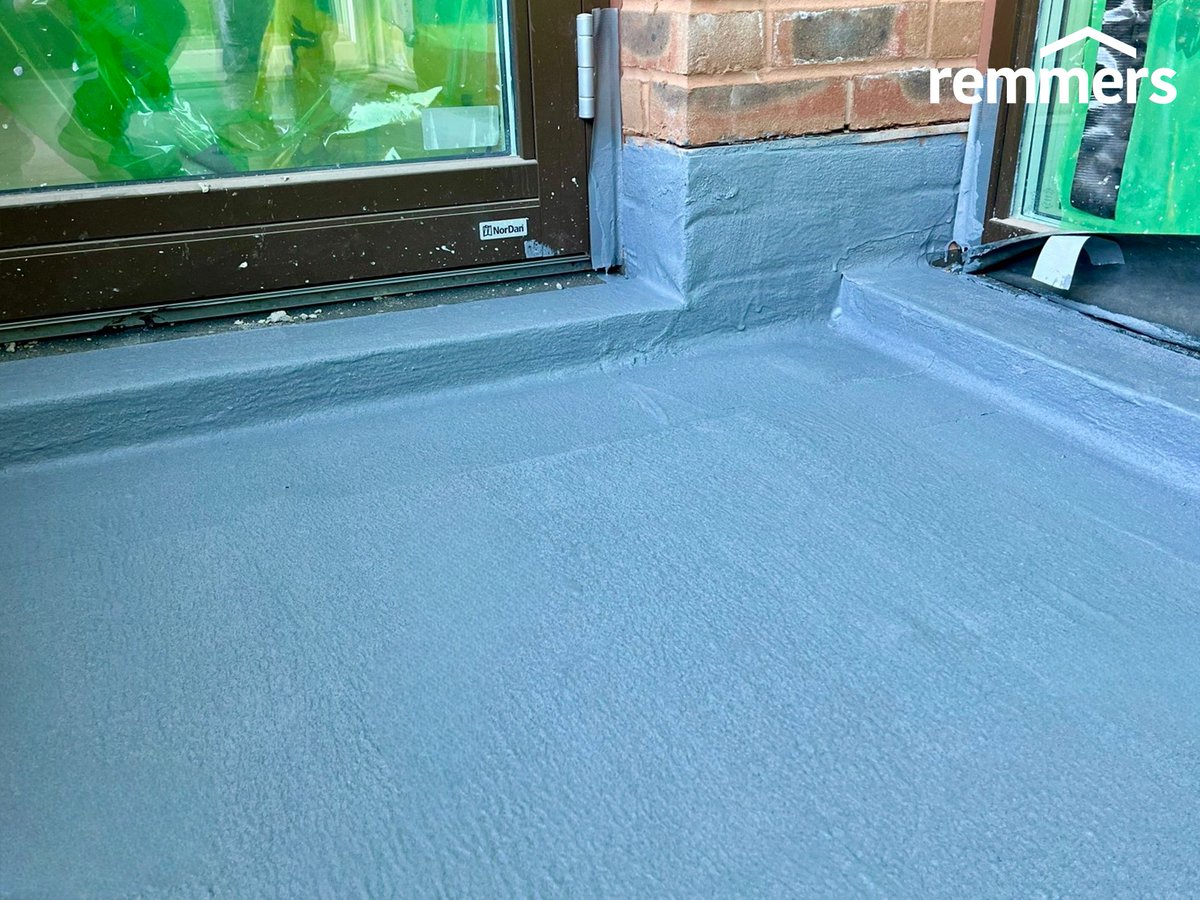 💧 Balcony Waterproofing Begins:
Works kick off on a new balcony project in collaboration with the Accuroof team – right in the heart of the London Borough of Harrow.
Stay tuned as we transform these balconies with our durable, expertly applied systems that are designed to last.