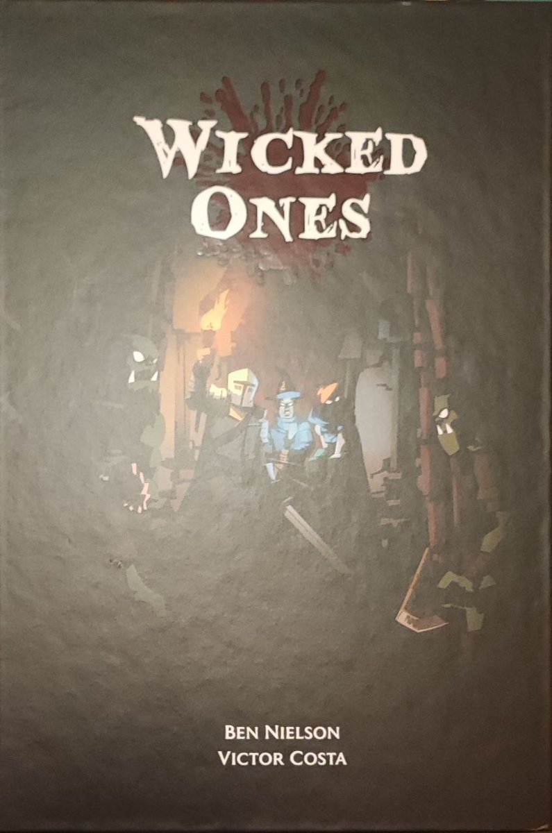 LaOrdenDelPanda's tweet photo. Y como lo prometido es deuda aquí os dejo 3 joyas que me llegaron hace unos días!
#WickedOnes
#TheJob
#TrophyGold
Tengo predilección por Trophy Gold y ahora Molino de Hester está muy cerca..
Gracias @TheHillsPress y @TesorosdlMarca
Mucho rol! 🎲🎲🎲🎲 https://t.co/q6rzxIt3FP