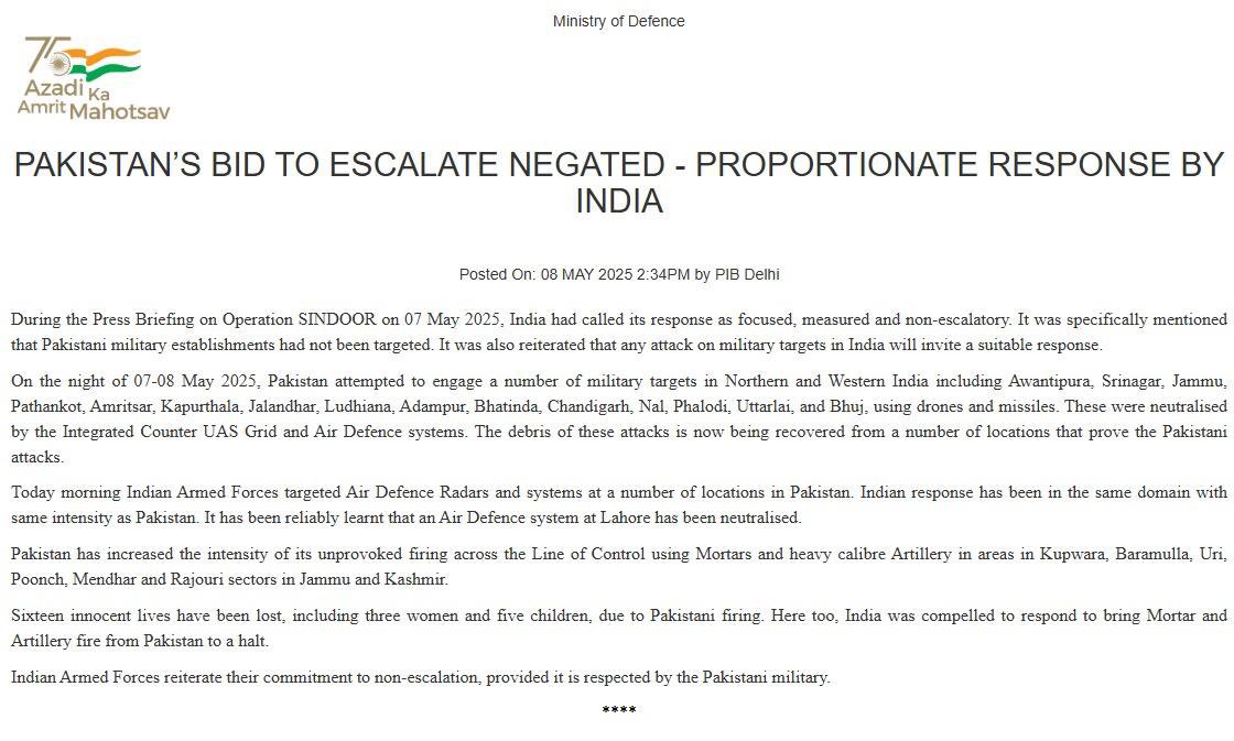 DevendraOO7's tweet photo. India says that today morning "Indian Armed Forces targeted Air Defence Radars and systems at a number of locations in Pakistan" &amp; that 'it has been reliably learnt that an Air Defence system at Lahore has been neutralised' #IndiaPakistanWar https://t.co/6FlmiiDR03