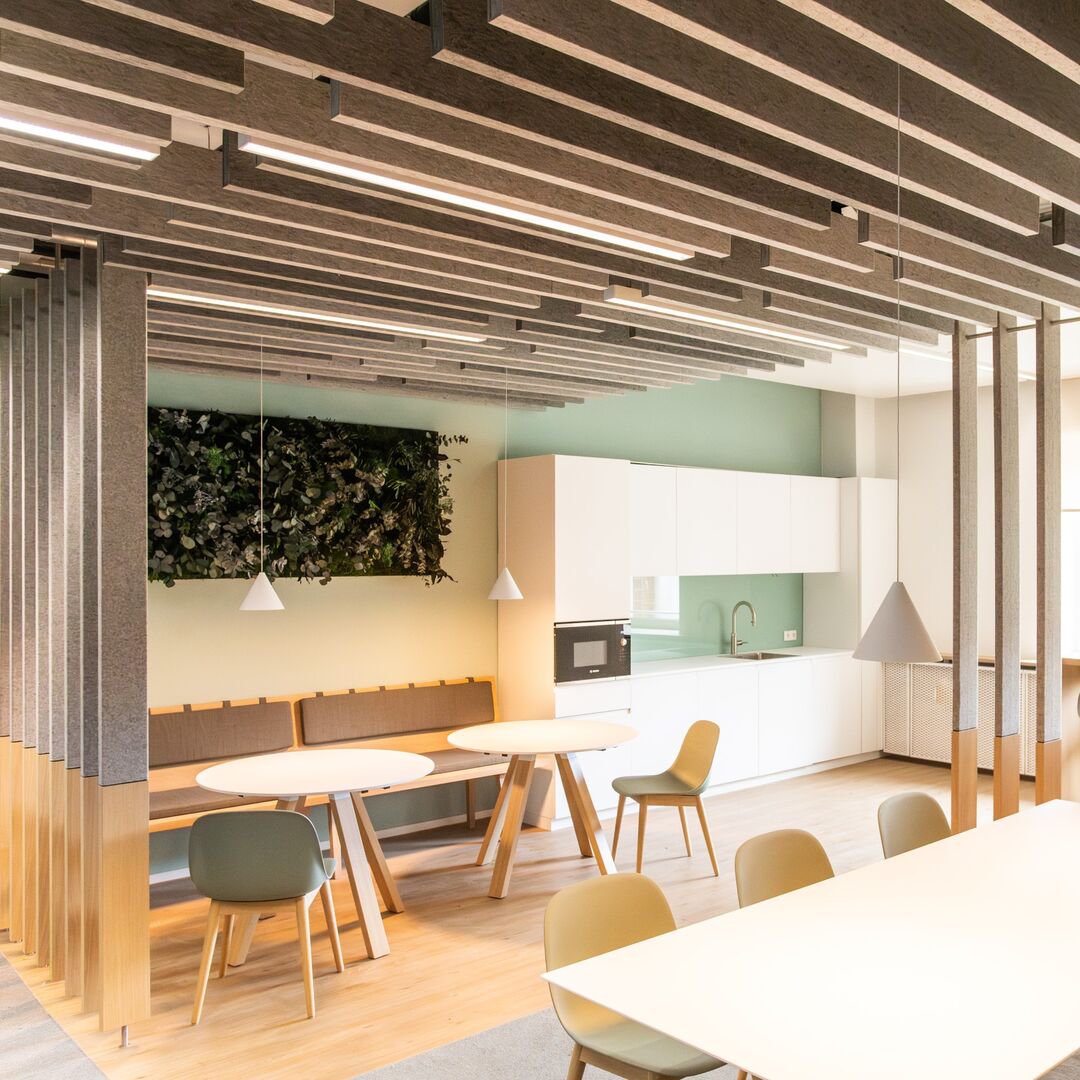 HunterDouglasUK's tweet image. Mix. Match. Create.

The expanded HeartFelt® Earth Tones collection lets you combine different brown shades and panel shapes within one design! With all panels fitting the same carrier system, the possibilities are endless!

hunterdouglasarchitectural.eu/uk-EN/material…

#mixmatch #earthtones