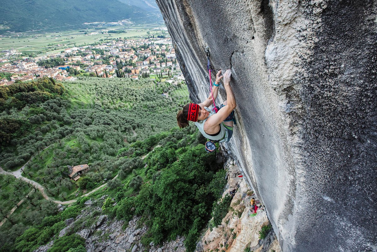 Babsi Zangerl repeats Bombardino (F9a+)

Austrian climber Barbara Zangerl has repeated Bombardino (F9a+) in Arco, Italy.

The ascent marks Babsi’s first F9a+ graded route and sets her amongst a relatively small group of women to have achieved the grade. climber.co.uk/news/babsi-zan…