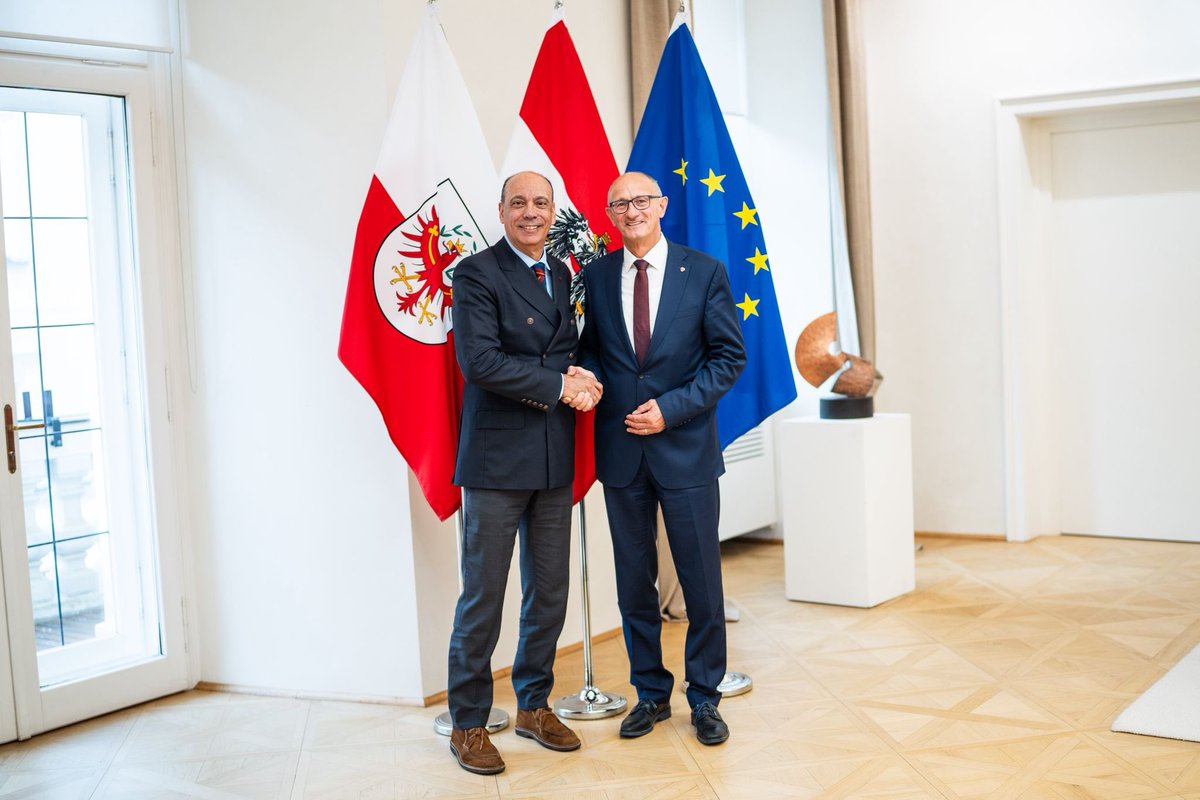Botschaft Andorra (@andorra_viena) on Twitter photo L'ambaixador Jaume Serra es reuneix amb el President del govern del Tirol, Anton Mattle. S’han tractat temes en l’àmbit del turisme de muntanya. Danke für den herzlichen Empfang! 🇦🇩🇦🇹 #Andorra #Tirol #mountainmatters
<a href="/unserlandtirol/">Land Tirol</a> <a href="/GovernAndorra/">Govern d'Andorra</a> L'ambaixador Jaume Serra es reuneix amb el President del govern del Tirol, Anton Mattle. S’han tractat temes en l’àmbit del turisme de muntanya. Danke für den herzlichen Empfang! 🇦🇩🇦🇹 #Andorra #Tirol #mountainmatters
<a href="/unserlandtirol/">Land Tirol</a> <a href="/GovernAndorra/">Govern d'Andorra</a>