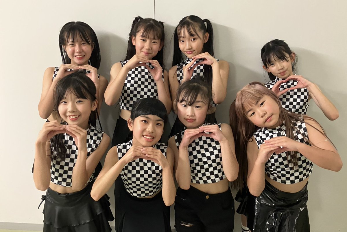 Girls² LIVE TOUR 2025 -ガルガルエイト-』福岡公演 サポートダンサー
