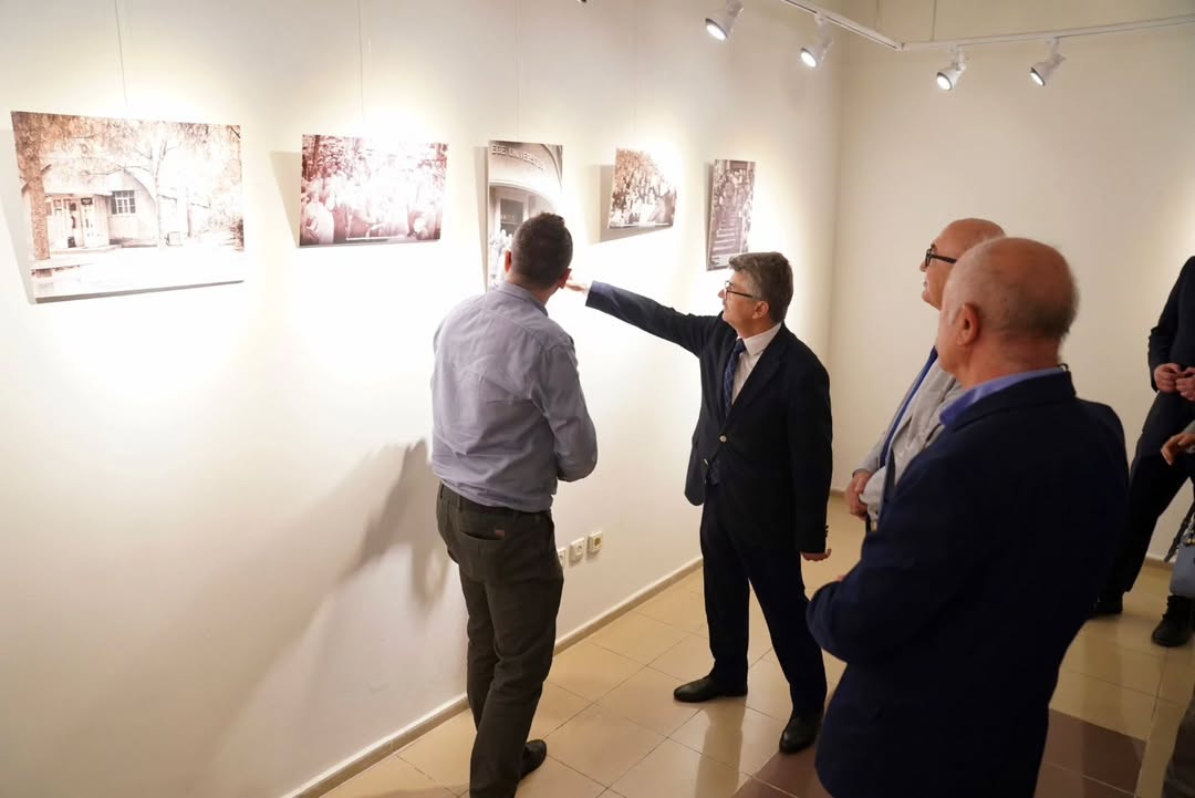 Ege Üniversitesi Su Ürünleri Fakültesi (@eu_sufak) on Twitter photo #repostedfrom <a href="/ProfNecdetBudak/">Prof.Dr.Necdet BUDAK</a>
.......
“Ege Üniversitesi 70. Yılında: Geçmişten Geleceğe Bilim ve Kültürde Köklü Mirasa Yolculuk” temasıyla düzenlediğimiz sempozyumumuz, kıymetli mensuplarımızın yoğun katılımıyla gerçekleştirildi.
#EgeÜniversitesi70Yaşında
#EÜ70YıldırBirlikte #repostedfrom <a href="/ProfNecdetBudak/">Prof.Dr.Necdet BUDAK</a>
.......
“Ege Üniversitesi 70. Yılında: Geçmişten Geleceğe Bilim ve Kültürde Köklü Mirasa Yolculuk” temasıyla düzenlediğimiz sempozyumumuz, kıymetli mensuplarımızın yoğun katılımıyla gerçekleştirildi.
#EgeÜniversitesi70Yaşında
#EÜ70YıldırBirlikte