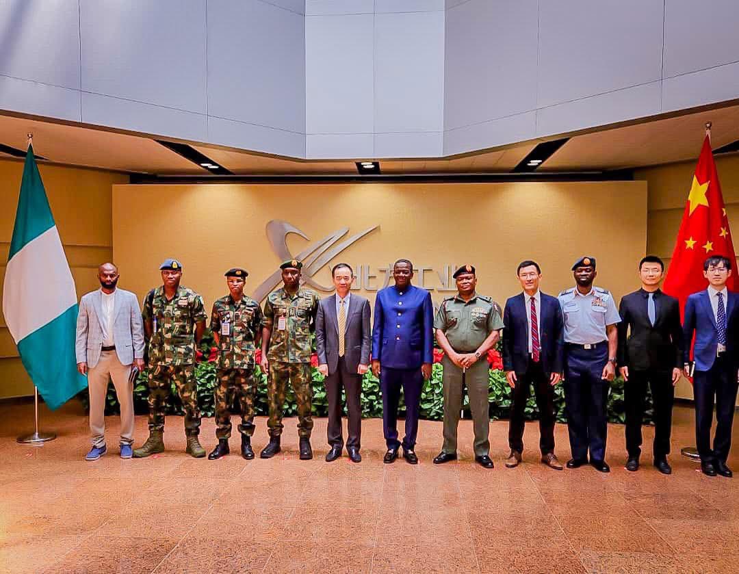 Jakepor21's tweet photo. 🇳🇬 🇨🇳 | 

Nigeria’s Minister of State for Defence, Dr. Bello Muhammed Matawalle, held a high-level meeting in China with a leading Chinese defence manufacturer, likely NORINCO, to strengthen bilateral security cooperation. The engagement led to the signing of a Memorandum of Understanding (MoU) between the company and the Defence Industries Corporation of Nigeria (DICON).

The agreement focuses on technology transfer, local production of advanced military equipment, and capacity building for Nigerian defence personnel.