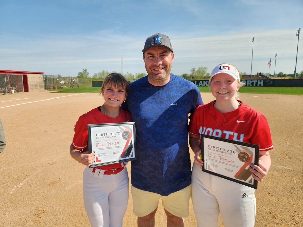 LNHSfastpitch's tweet photo. We had a great night celebrating our teachers! Thank you to all who support our student-athletes! The Panthers get a win over Prior Lake and move to 11-5 on the season! https://t.co/jbr5MR328X