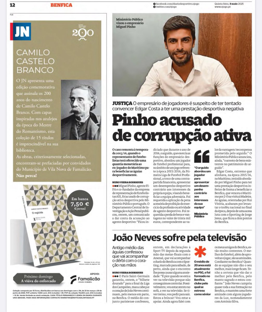 FranciscoMarkes's tweet photo. O Benfica está de parabéns e conseguiu a proeza de normalizar os casos de corrupção que o envolvem. Ontem à tarde soube-se de mais um caso de corrupção relacionado com o Benfica, com a acusação ao empresário Miguel Pinho de ter tentado corromper o jogador Edgar Costa para perder com o Benfica.
É uma acusação muito grave, é uma acusação de adulteração da verdade desportiva, uma espécie de pré-confirmação (a confirmação geral só poderá chegar após o julgamento) de tudo o que se foi dizendo sobre aquelas quatro épocas de 2013/14 a 2016/17, pelo menos essas.
Era, por isso, expectável que a imprensa de hoje pegasse no assunto, o aprofundasse, o explicasse, mas é desolador verificar que para a imprensa generalista haver um empresário, mais um, a ser acusado de corrupção para beneficiar o Benfica já nem merece ser noticiado e dos quatro jornais generalistas só o CM tem uma pequena notícia na última página. Os três desportivos dão a notícia, pequena, ninguém traz qualquer reação do Benfica, sendo que ninguém o diz ter sequer tentado.
Curiosamente, todos os jornais noticiam abundantemente um apequena questiúncula sobre o leilão das ações da SAD do Benfica que eram propriedade de Luís Filipe Vieira, apesar de isso não ter qualquer interferência no governo do Benfica.
Os media são normalmente chamados de quarto poder por terem a capacidade de desafiar, de tornar público o que os poderosos não querem que seja público, mas parece que aquele célebre “power point” do Benfica com o plano para os anos seguintes, está hoje em velocidade de cruzeiro.
Quem também não fica bem na fotografia são os clubes adversários, o meu à cabeça, que tinha a obrigação de manter a luta pela verdade desportiva com posições concretas e não com discurso vazio e sem significado, mas também todos os outros, que continuam cobardemente cúmplices destas vigarices. Finalmente, o silêncio dos novos senhores da federação e da Liga também é um péssimo sinal de que tudo vai continuar na mesma.