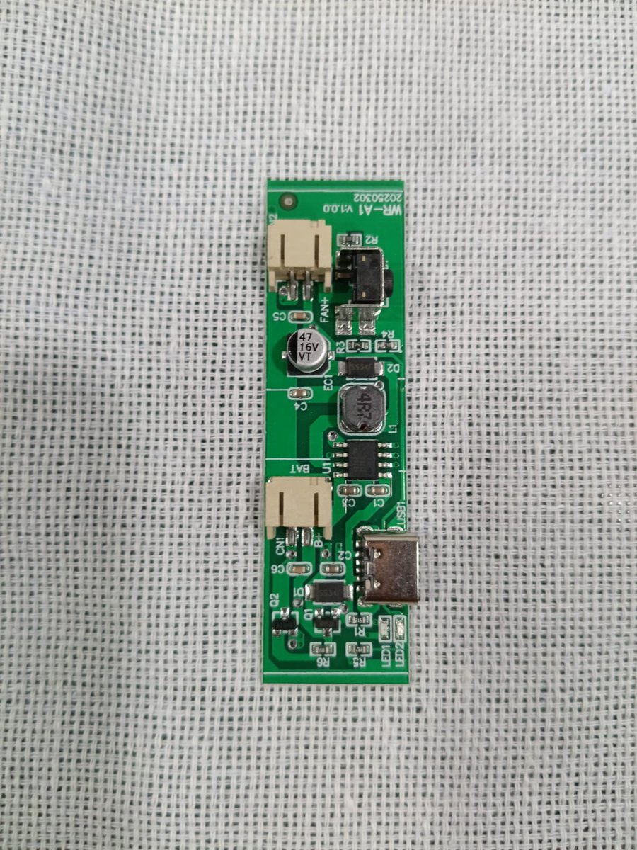 prakdadlani's tweet image. No more importing PCBs from China
when you can make them at a
much cheaper rate in India.
Just 1 week ago,
I sent a sample to Vishal.
Last night :
✅ Design locked
✅ Cost calculated
✅ 3D File sent
This is will be our first
in-house PCB for our fan.
Earlier we had to…