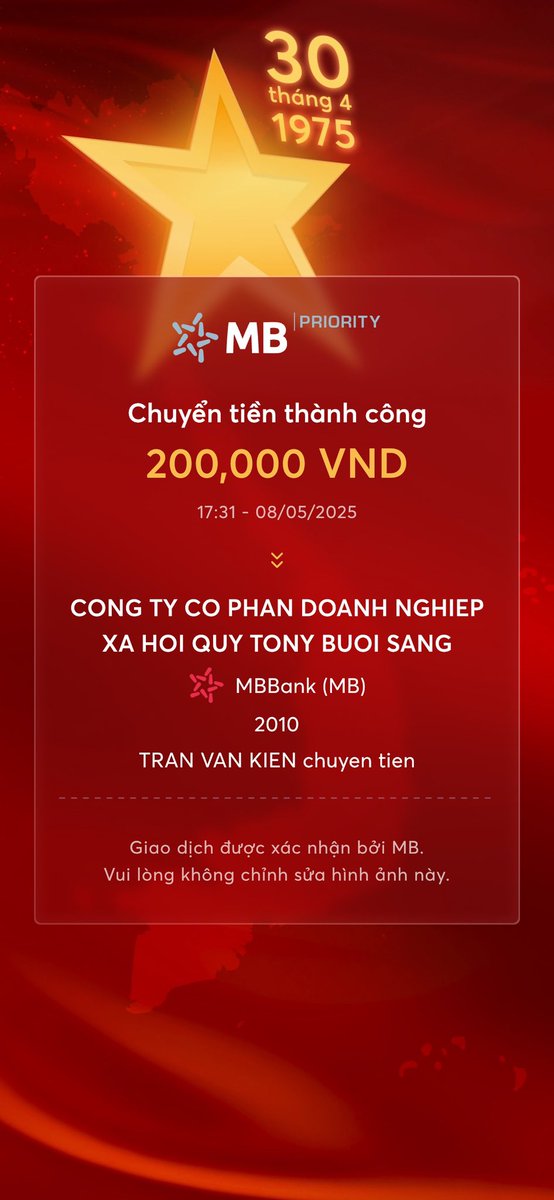 KienMatTroi's tweet photo. Em học khó vào quá, nhưng được may mắn là có cái xưởng cho thuê hằng tháng, chúc các cháu chăm ngoan học giỏi❤️ https://t.co/G1sb1OKeJW