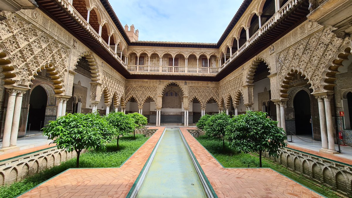 IAPHpatrimonio's tweet photo. En el #MOOC organizado por @IAPHpatrimonio @CulturaAND y @IAAPJunta podrás conocer los organismos con competencias en #patrimoniocultual, los bienes #PatrimonioMundial en #Andalucía y mucho más.
🗓️ 19 de mayo-30 de junio.
Inscripción➡️ https://t.co/6mnQgHeZHH https://t.co/JJ6mbHr7HR