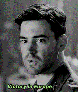 ShallSail's tweet photo. We few, we happy few, we band of brothers. For he to day that sheds his blood with me, shall be my brother.
― William Shakespeare, Henry V
#bandofbrothers #hbowar #VEDay80 #damianlewis #ronlivingston https://t.co/wNsWNRpHmj