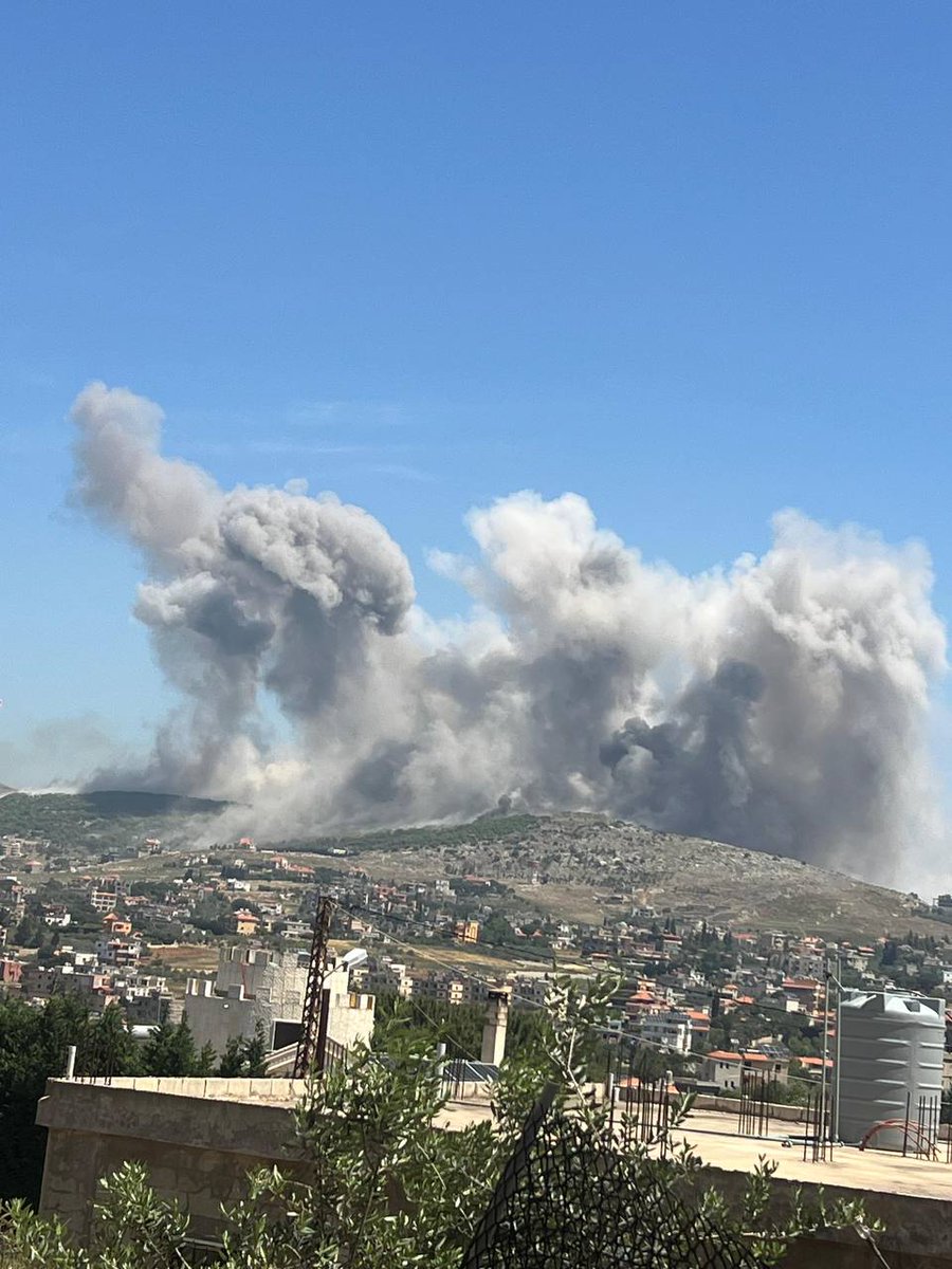 معك الظروف الصعبة شخصيا