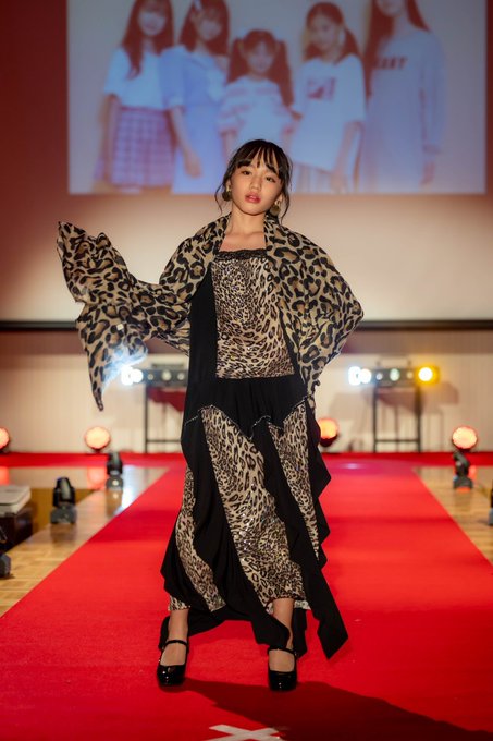 Twitterのコスプレ画像36